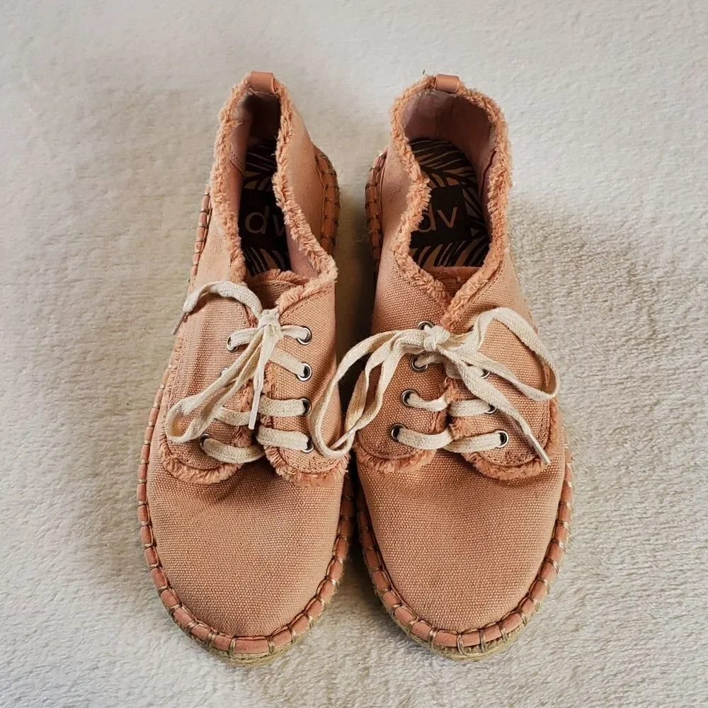 DV Salman Canvas Sneakers Shoes Size 6.5